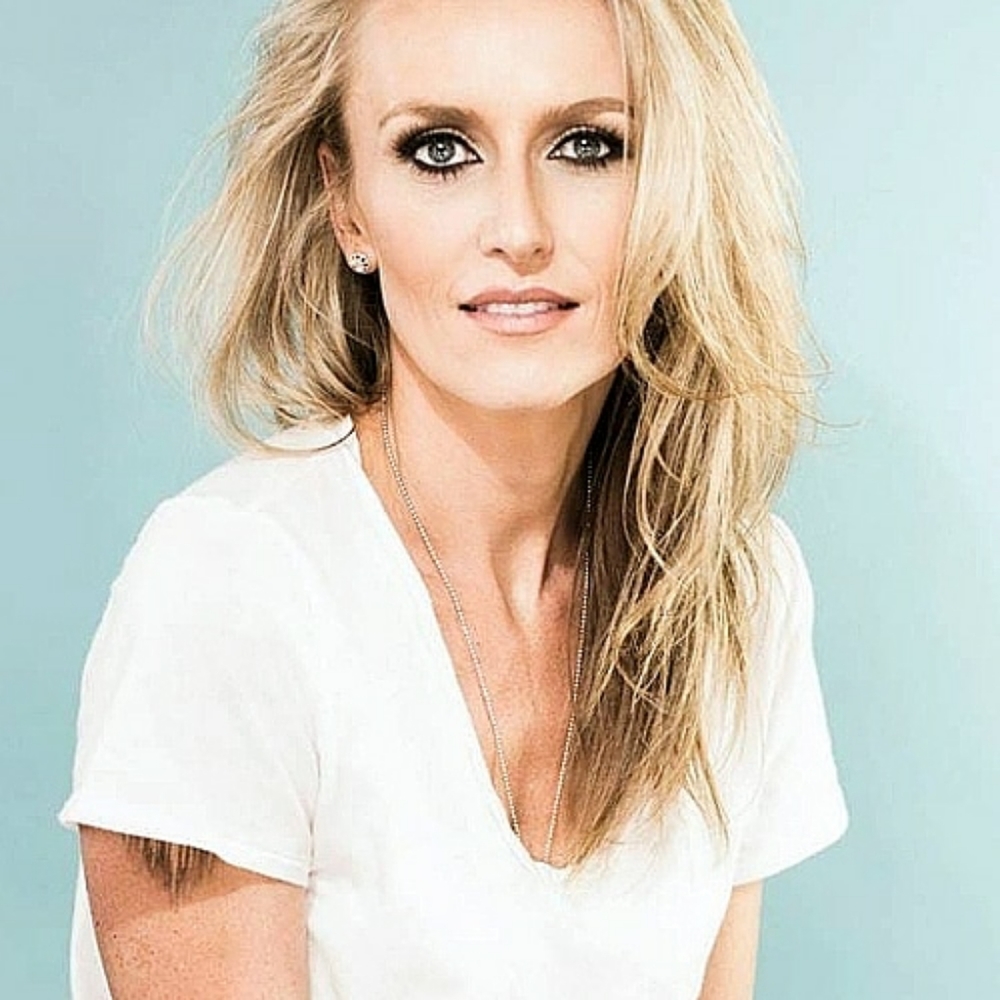 Meet your Posher, Aga